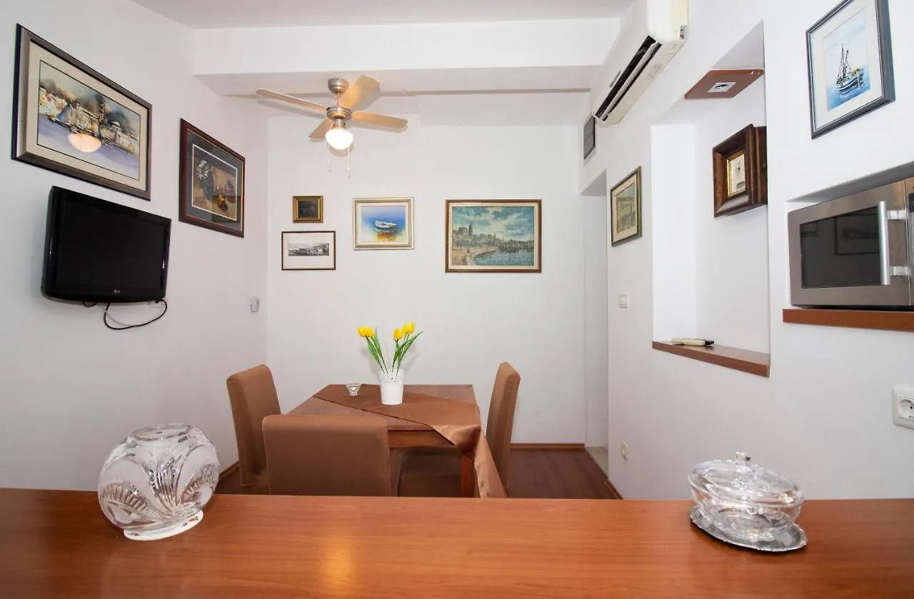 Apartments Paula Σπλιτ